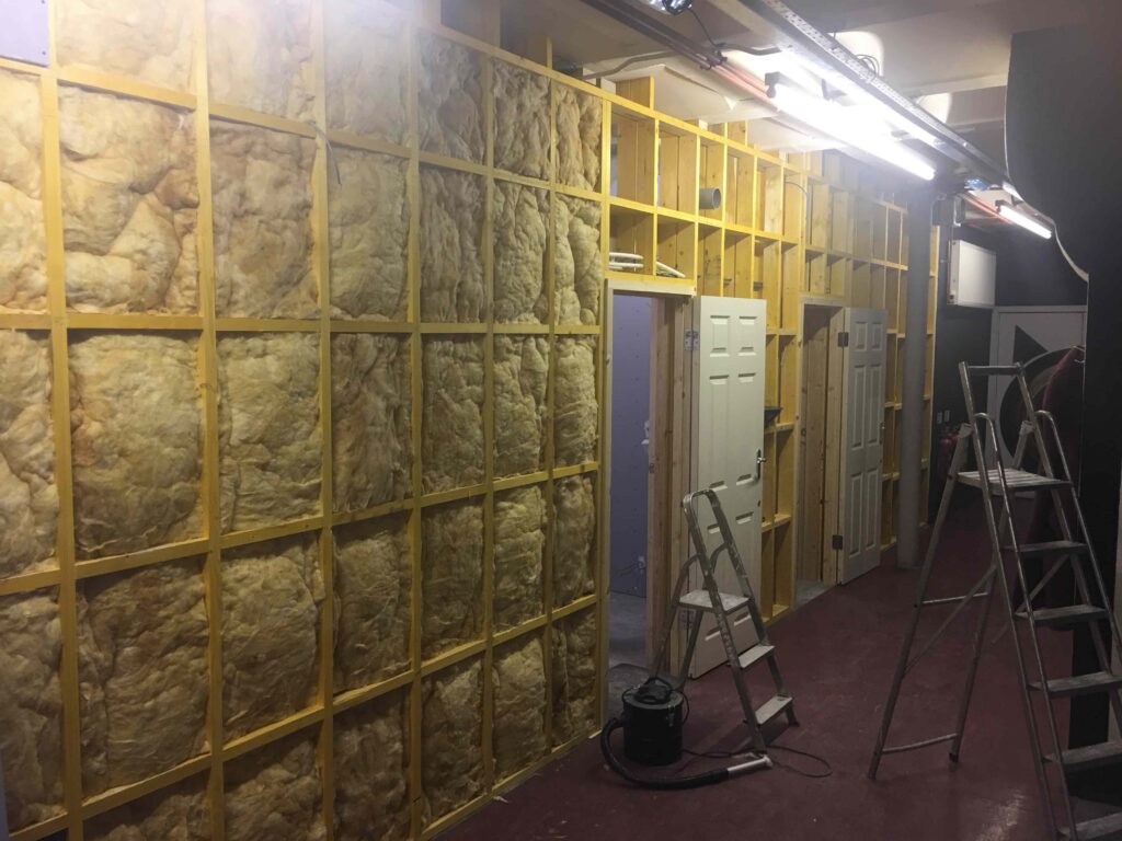 Rockwool sound insulation in cavity walls